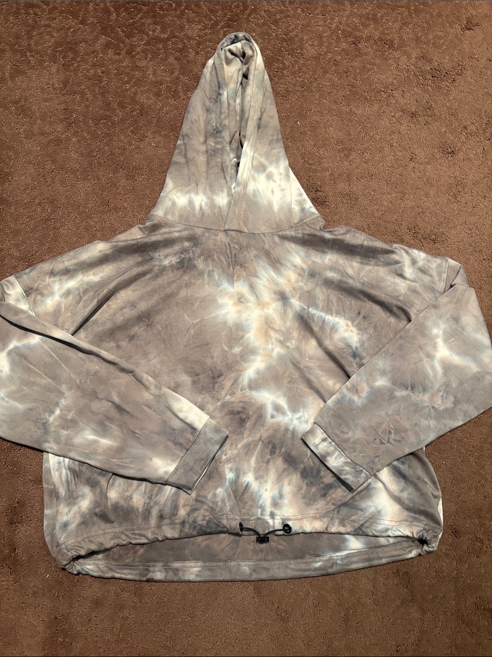 Bluenotes Gray and White Tie-Dye Hoodie Sweater